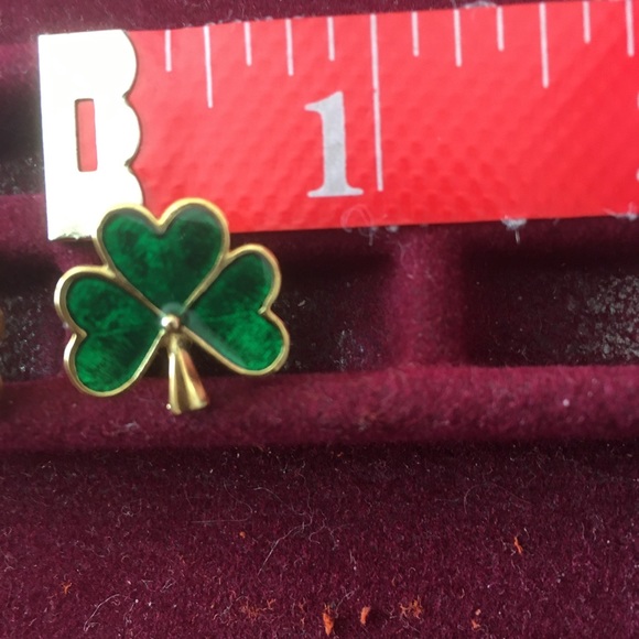 Clip on shamrock and gold earrings from Ireland - Picture 6 of 10